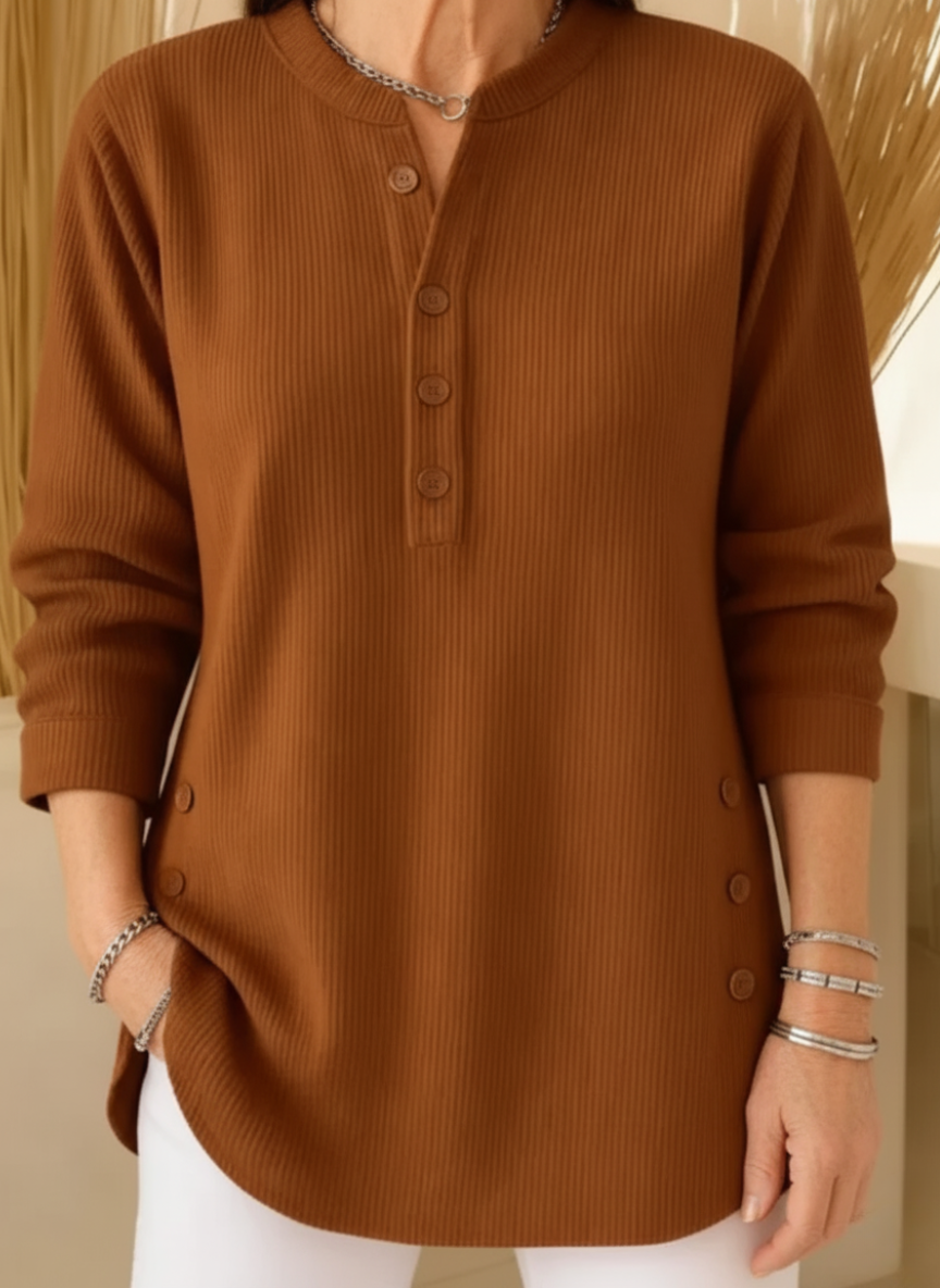 Tracy | Soft Sweater with Elegant Buttons