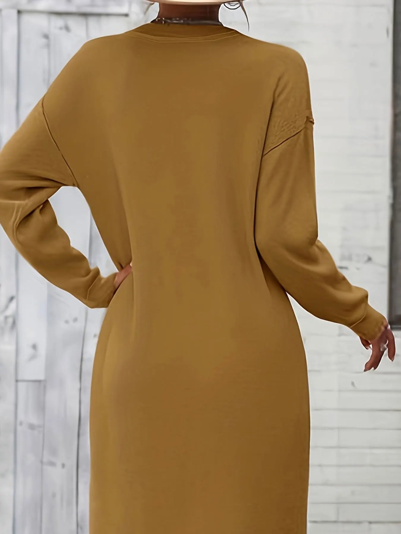 Eveline | Classic Dress With Buttons and Belt