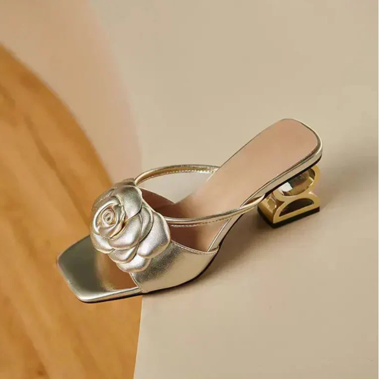 Scarlett&Claire™| Dera Floral Sandals