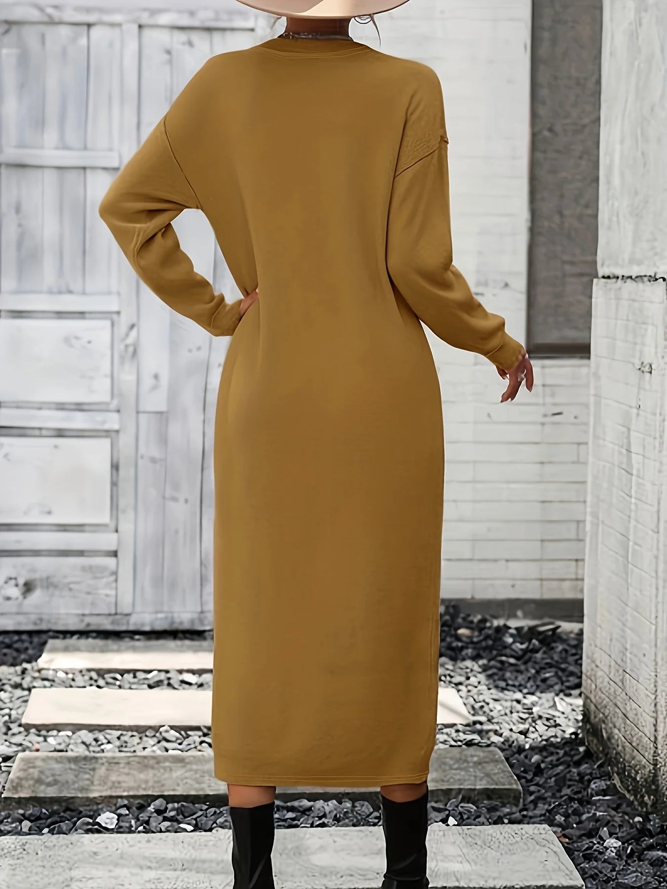 Eveline | Classic Dress With Buttons and Belt