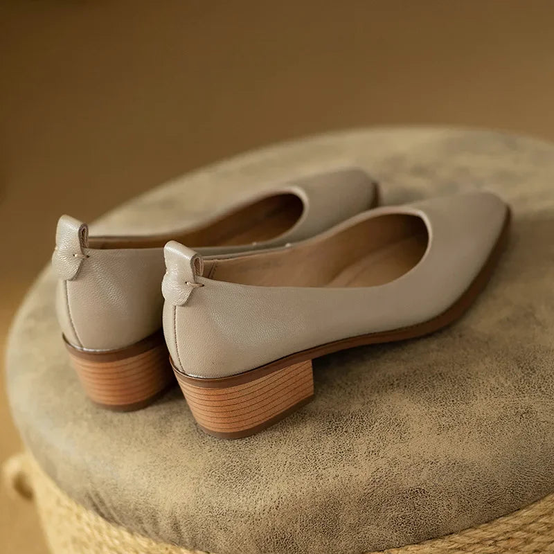 Scarlett&Claire™ | Helen Classic Pumps