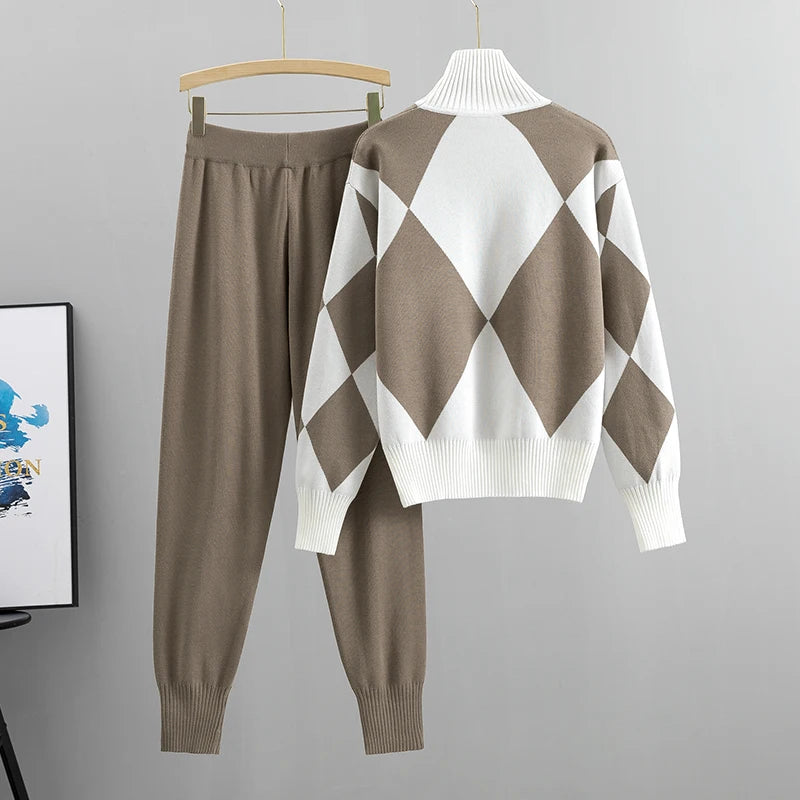 Amelia | Cozy Geometric Two-Piece Knitwear Set
