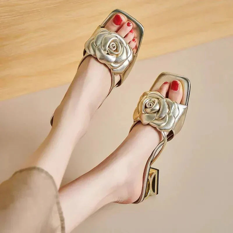 Scarlett&Claire™| Dera Floral Sandals