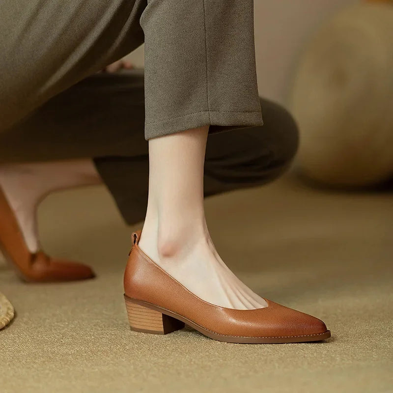 Scarlett&Claire™ | Helen Classic Pumps