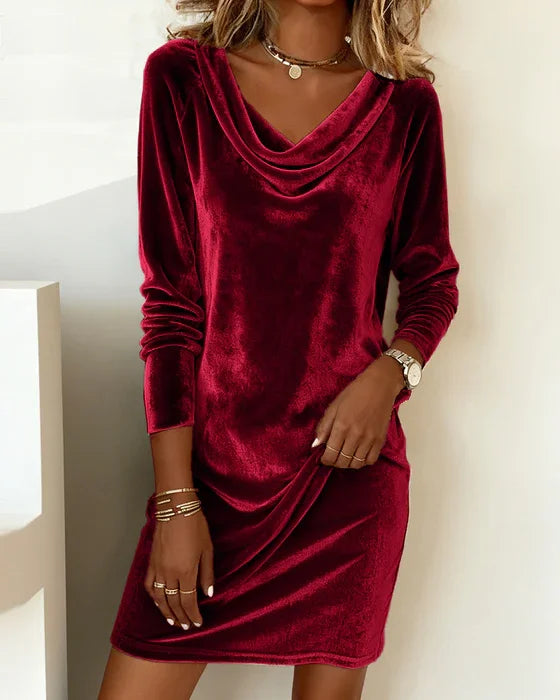 Kate | Loose Fitting Velvet Dress