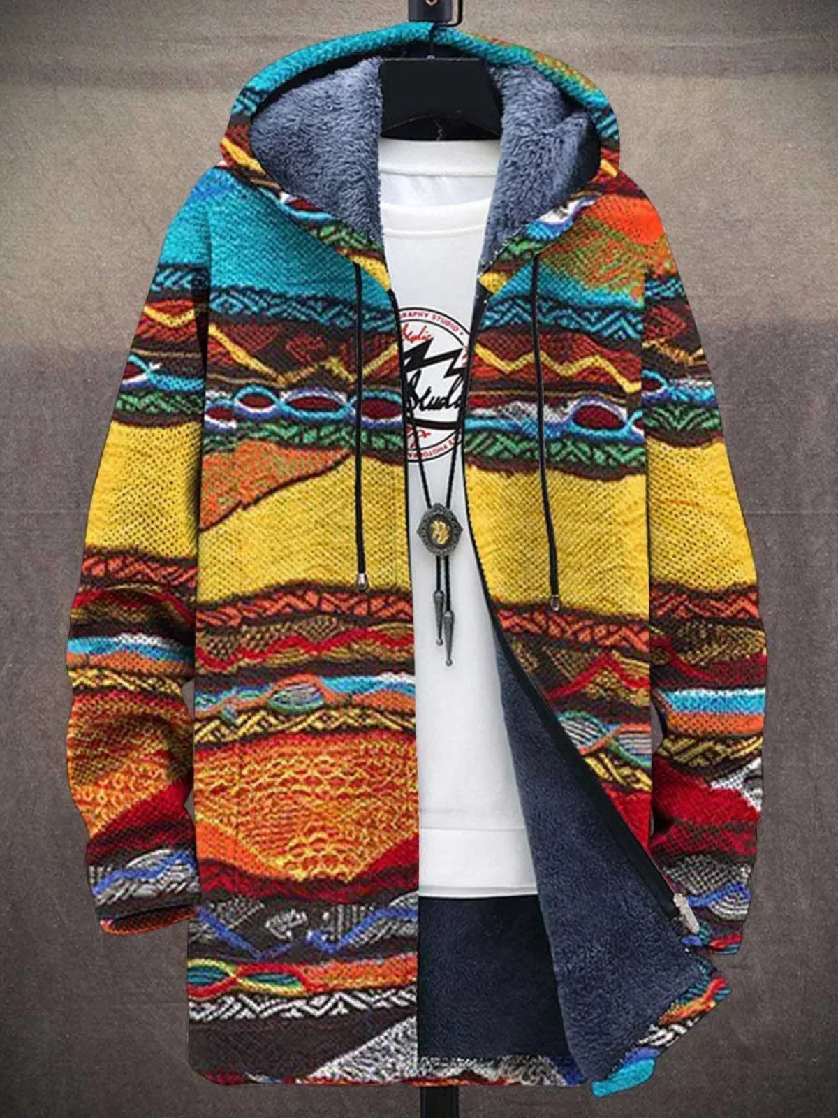 Azalia | A luxurious cardigan inspired by art