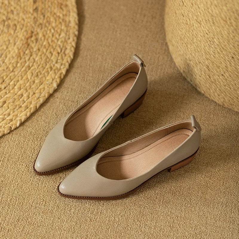Scarlett&Claire™ | Helen Classic Pumps