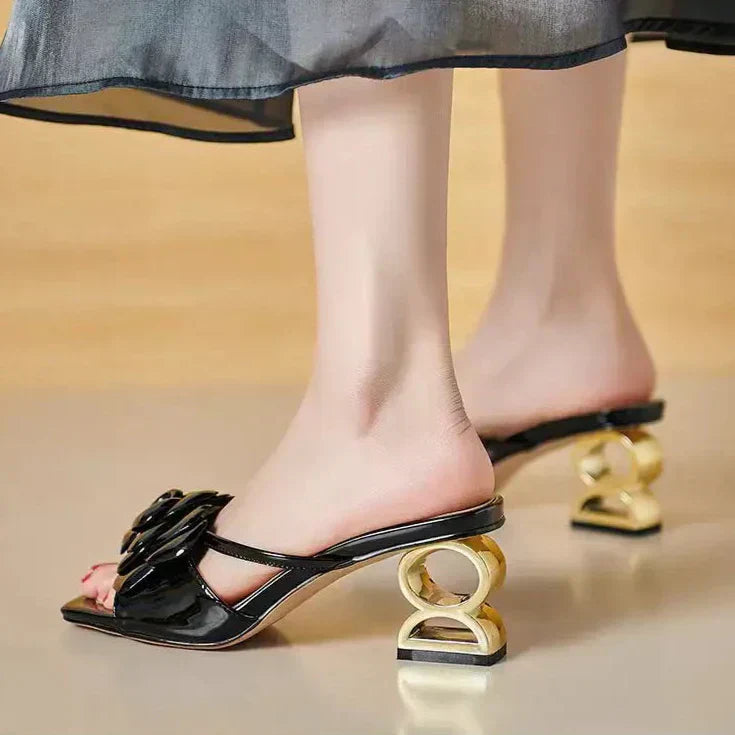 Scarlett&Claire™| Dera Floral Sandals