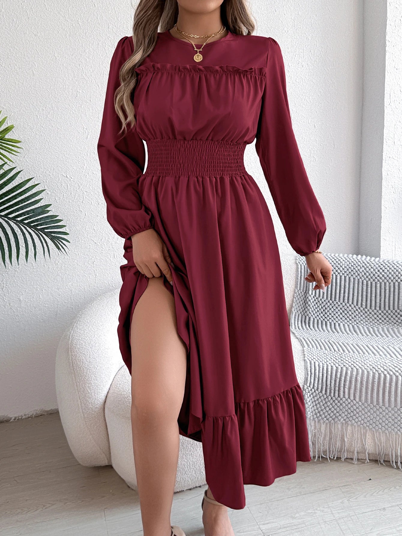 Sophia | Flattering Waist Dress – Elegantly Conceals Curves
