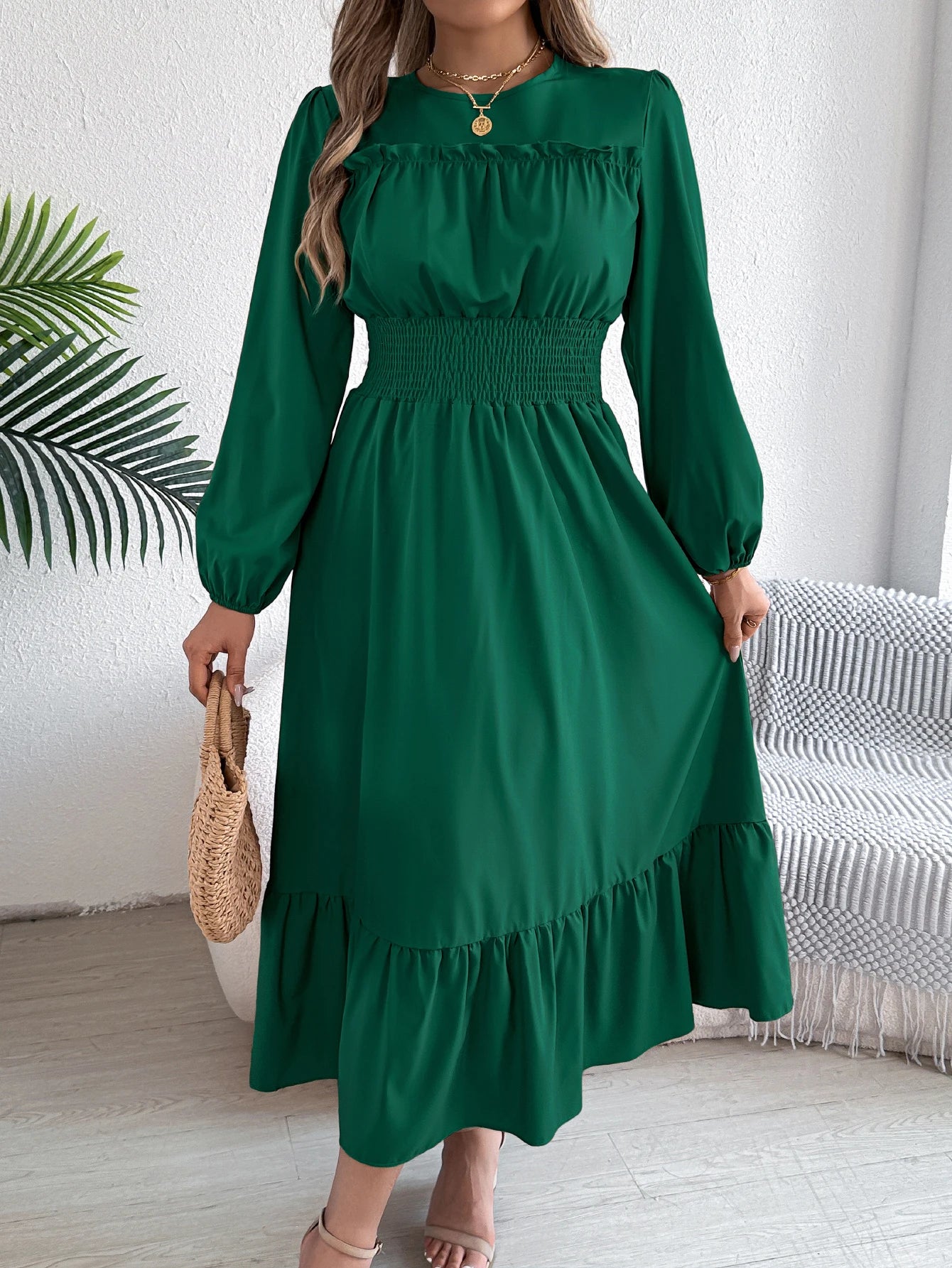 Sophia | Flattering Waist Dress – Elegantly Conceals Curves